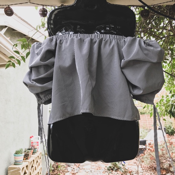Off Shoulder Gingham Top - Picture 1 of 1